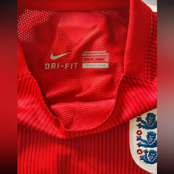 Nike Dri-Fit Ladies England Shirt - Red - Size S - Picture 4 of 9